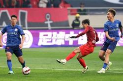 米兰体育-足球比赛上演了惊心动魄的胜负对决