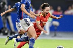米兰体育-冲刺终点线！女足队员争取胜利！